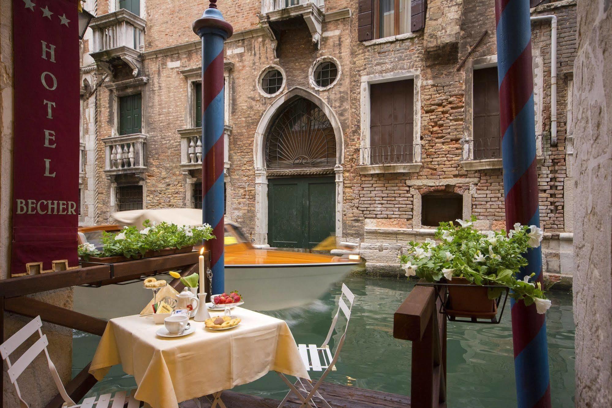 Becher 3* Venezia